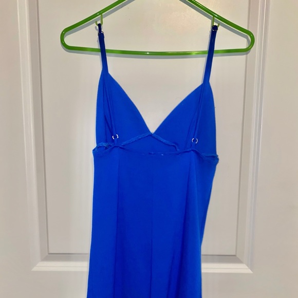 Dress - Picture 5 of 6